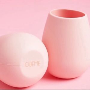 Pair of pink silicone wine glasses